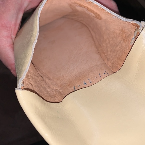 Moroccan Pointed Slippers in Ivory Unisex Size W10 M8.5 - Picture 7 of 7